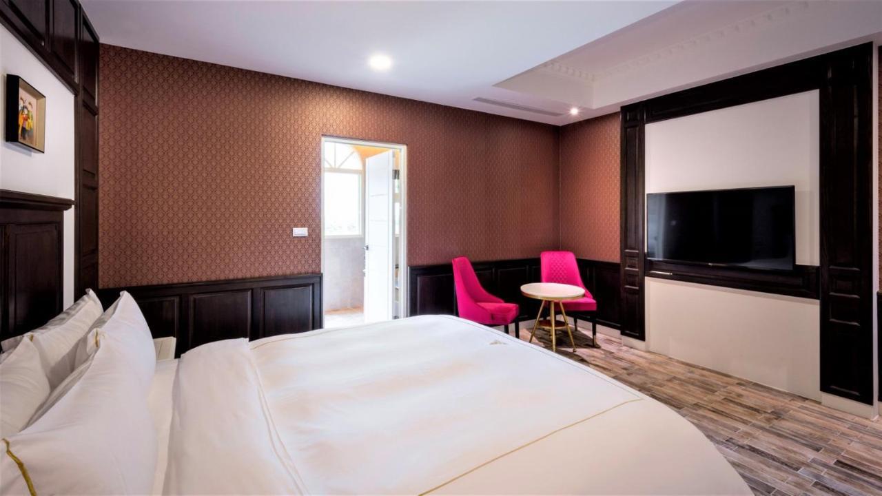The White Paris Hotell Jiaoxi Exteriör bild
